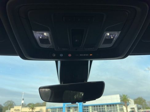 Used 2022 Chevrolet Silverado 3500 High Country image 35