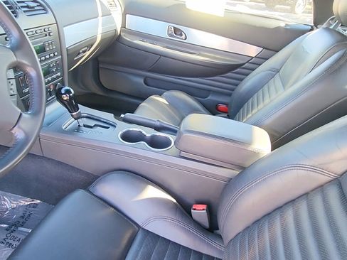 Used 2002 Ford Thunderbird Deluxe image 12