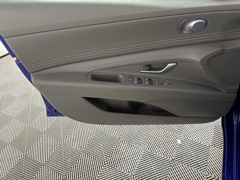 Certified 2023 Hyundai Elantra SEL w/ Convenience Package FWD image 12