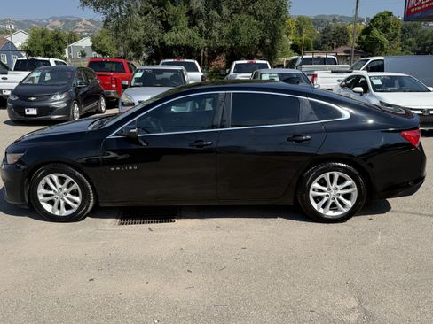 Used 2017 Chevrolet Malibu LT FWD image 7
