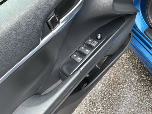 Used 2020 Toyota Camry SE w/ Convenience Package FWD image 15