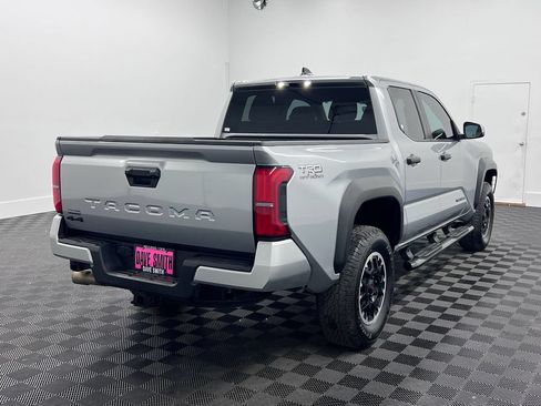Used 2024 Toyota Tacoma TRD Off-Road AWD/4WD image 9