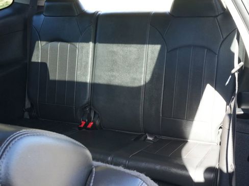 Used 2016 Buick Enclave Leather image 8