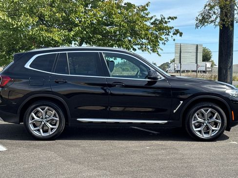 Used 2023 BMW X3 xDrive30i image 3