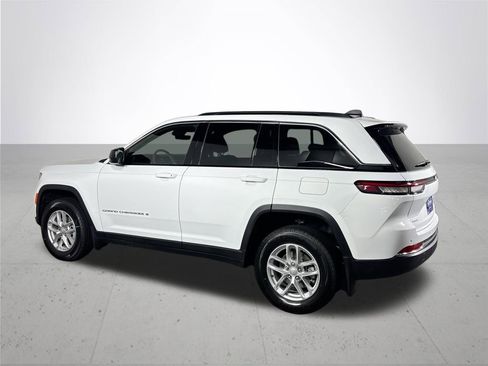 New 2025 Jeep Grand Cherokee Laredo X w/ Luxury Tech Group I image 8