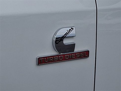 Used 2023 RAM 3500 Tradesman w/ Chrome Appearance Group image 32