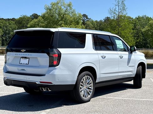 New 2026 Chevrolet Suburban High Country RWD image 22