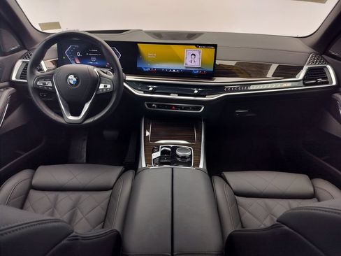 Used 2026 BMW X5 sDrive40i RWD image 11