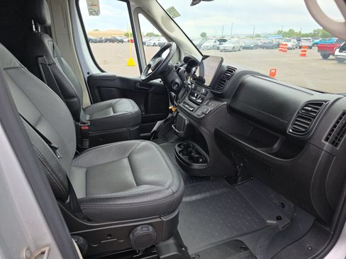 Used 2022 RAM ProMaster 3500 w/ Premium R/V Group FWD image 10