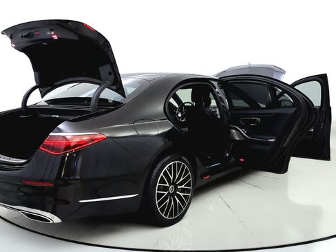Used 2023 Mercedes-Benz S 500 4MATIC image 14