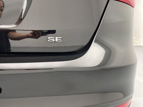 Used 2017 Ford Focus SE image 45