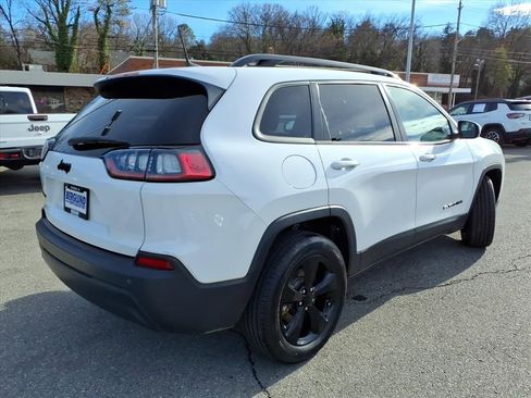 Used 2020 Jeep Cherokee Latitude Plus image 4