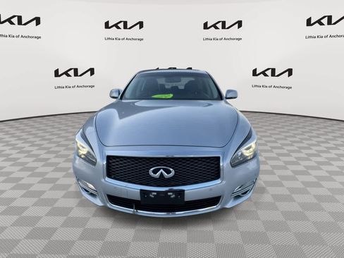 Used 2019 INFINITI Q70 Luxe image 5