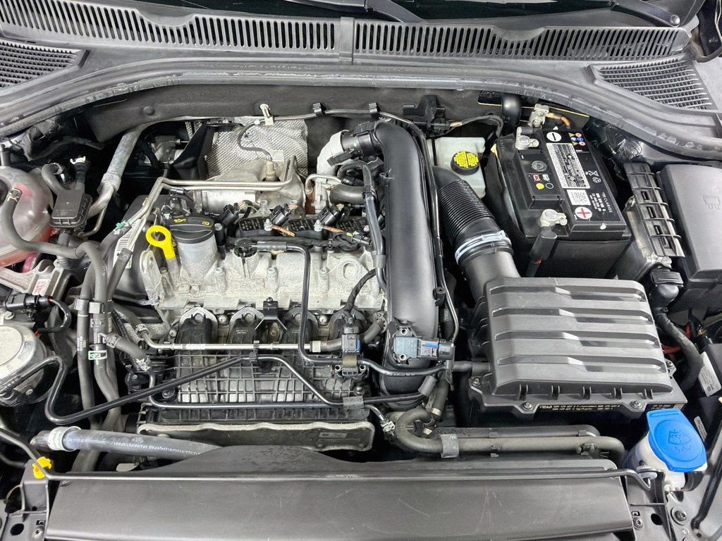 Used 2021 Volkswagen Jetta R-Line FWD image 27