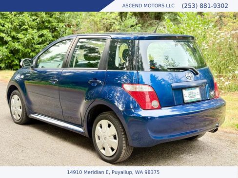 Used 2006 Scion xA FWD image 3