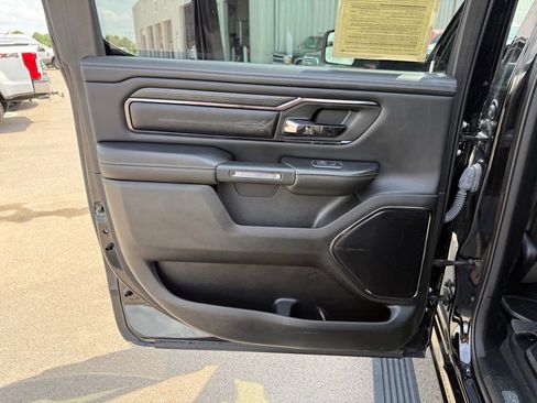 Used 2022 RAM 1500 Limited AWD/4WD image 12