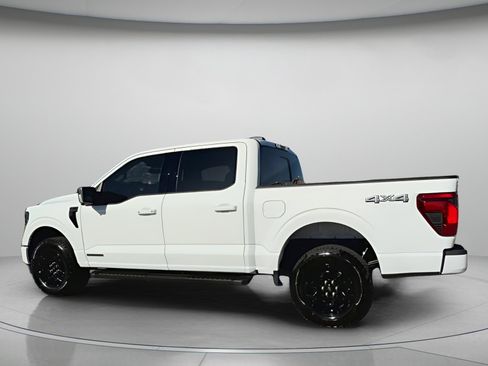 New 2025 Ford F150 XLT w/ Equipment Group 302A MID image 18