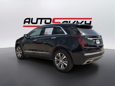 Used 2025 Cadillac XT5 Premium Luxury w/ Technology Package FWD image 7