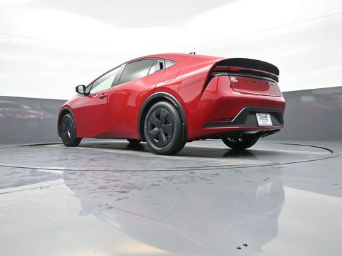 New 2026 Toyota Prius LE image 31