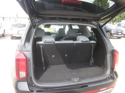 Used 2025 Hyundai Palisade SEL image 8