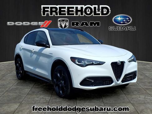 Used 2024 Alfa Romeo Stelvio Veloce AWD/4WD image 1