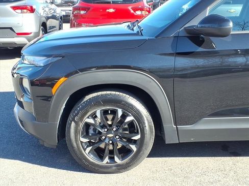 Used 2023 Chevrolet TrailBlazer LT w/ Convenience Package image 6