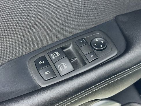 Used 2021 Dodge Challenger R/T Scat Pack w/ Driver Convenience Group RWD image 17