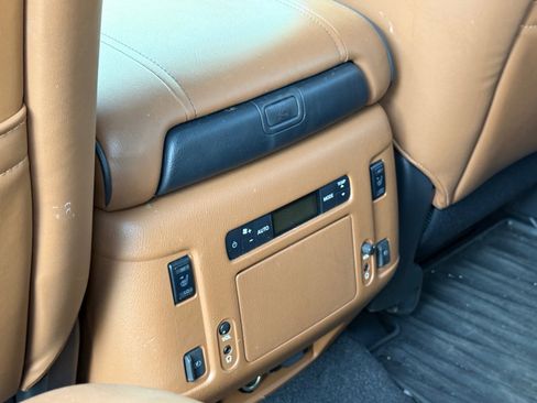 Used 2021 INFINITI QX80 Sensory w/ Cargo Package AWD/4WD image 18