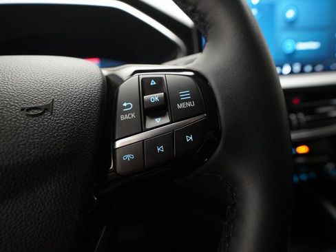 Used 2023 Ford Escape Platinum image 19