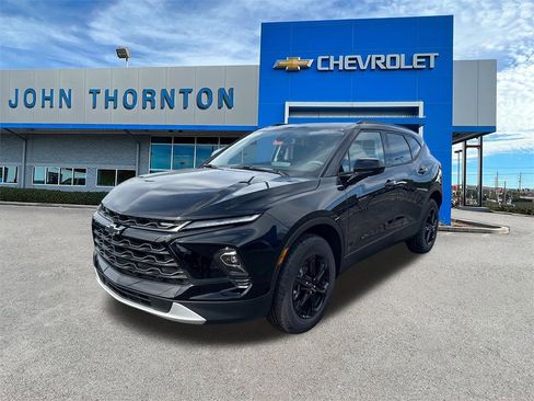 New 2026 Chevrolet Blazer LT image 2