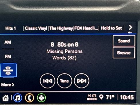 Used 2023 Chevrolet Silverado 1500 Custom image 4