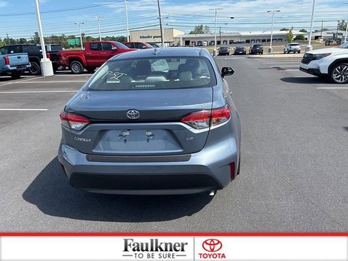 Used 2024 Toyota Corolla LE FWD image 11