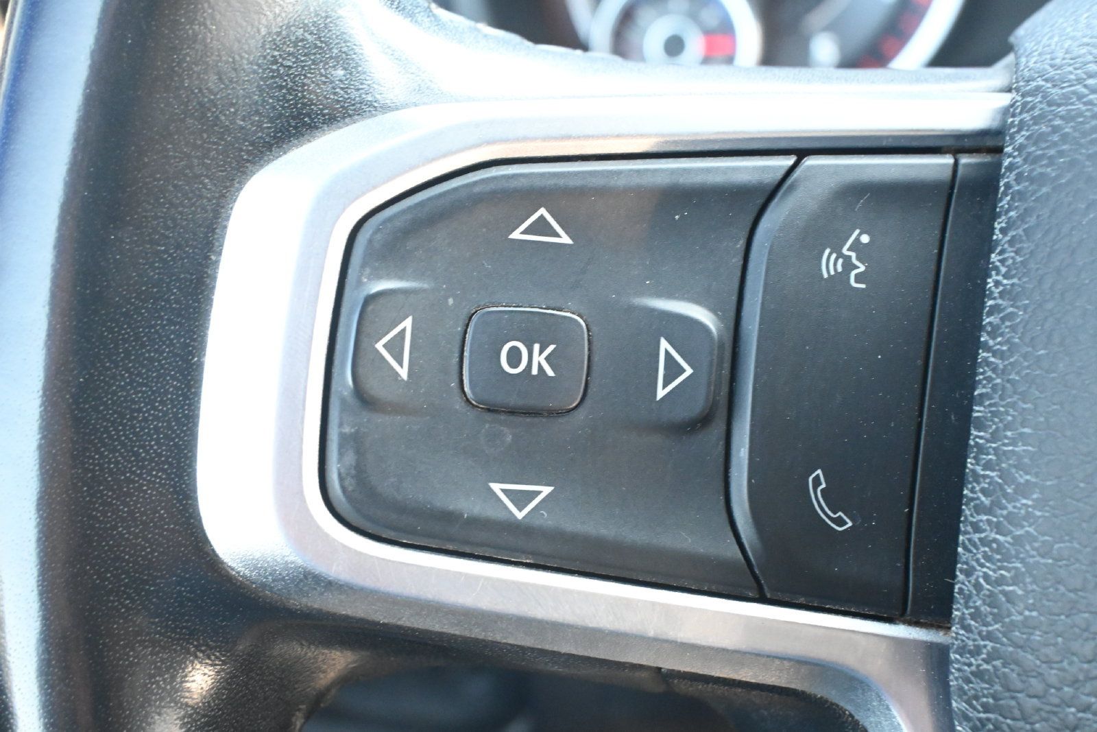 Used 2024 RAM 2500 Big Horn AWD/4WD image 13
