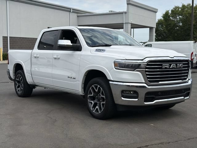 Used 2025 RAM 1500 Laramie AWD/4WD image 15