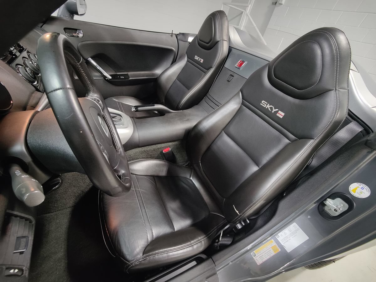 Used 2008 Saturn Sky Red Line RWD image 28