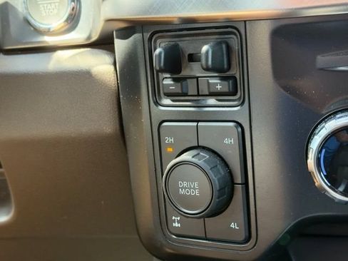 Used 2024 Ford F250 King Ranch AWD/4WD image 29