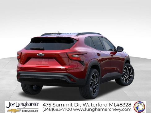 New 2026 Chevrolet Trax RS w/ Driver Confidence Package FWD image 4