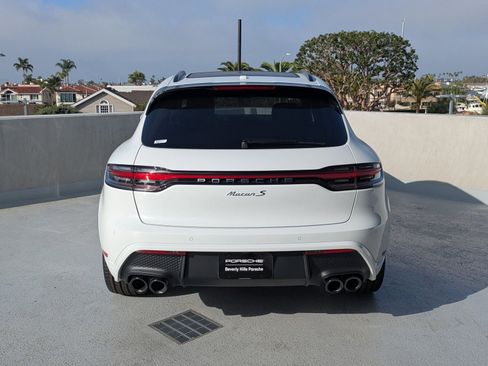 New 2025 Porsche Macan S image 10