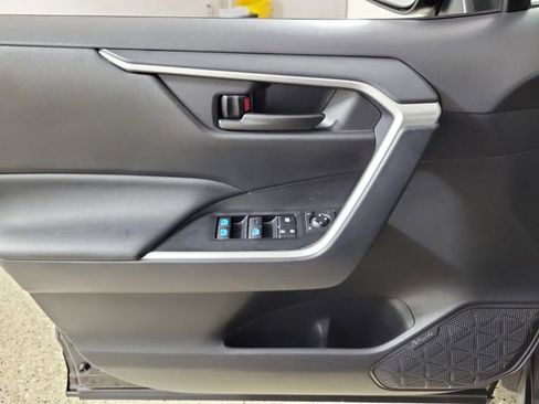Used 2025 Toyota RAV4 LE FWD image 21