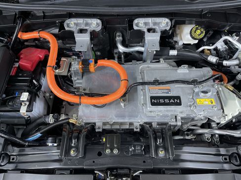 Certified 2023 Nissan Ariya AWD image 27