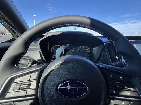 Used 2025 Subaru Forester Limited image 11