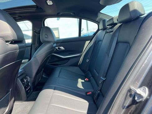 Used 2022 BMW 330i xDrive Sedan w/ Premium Package 2 image 17