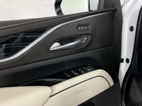 Certified 2022 Cadillac Escalade Sport w/ Touring Package AWD/4WD image 26