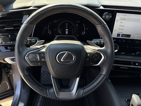 Used 2023 Lexus RX 350 w/ Luxury Package image 18
