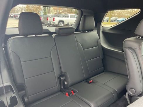 Used 2025 Chevrolet Traverse Z71 w/ Enhanced Driving Package image 36