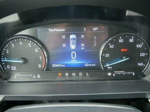 Certified 2022 Ford Explorer XLT w/ Equipment Group 202A image 23