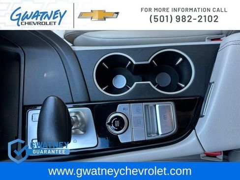 Used 2023 Genesis G70 2.0T AWD/4WD image 18