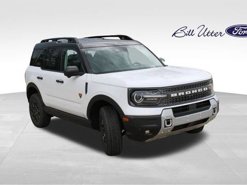 New 2026 Ford Bronco Sport Badlands AWD/4WD image 2