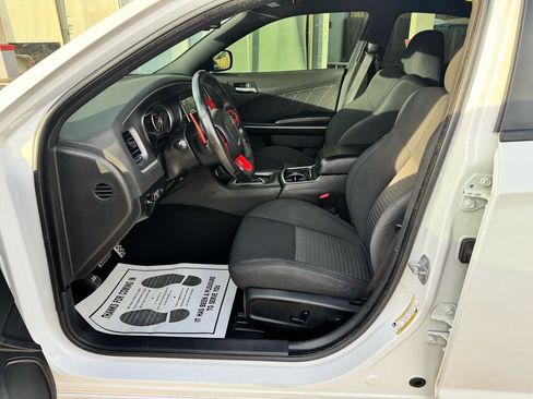 Used 2019 Dodge Charger Scat Pack w/ Dynamics Package image 15