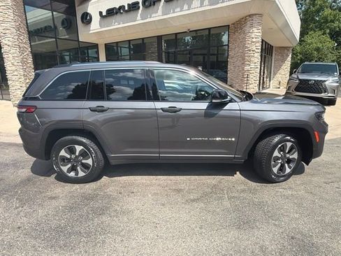 Used 2022 Jeep Grand Cherokee Limited 4xe AWD/4WD image 8